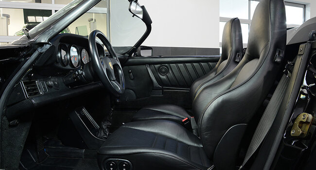 Porsche 911 Carrera 3.2 Speedster