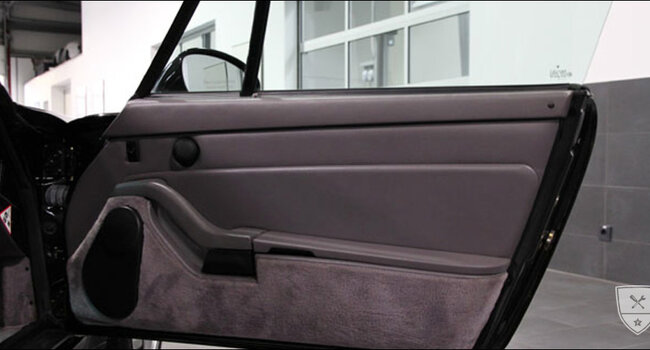 Porsche 993 Carrera 4 Cabriolet