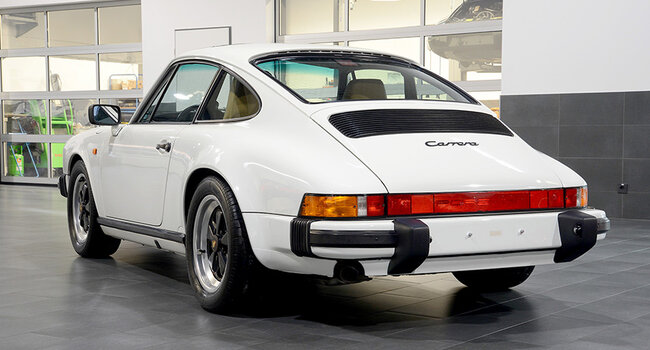 Porsche 911 Carrera Coupe G50