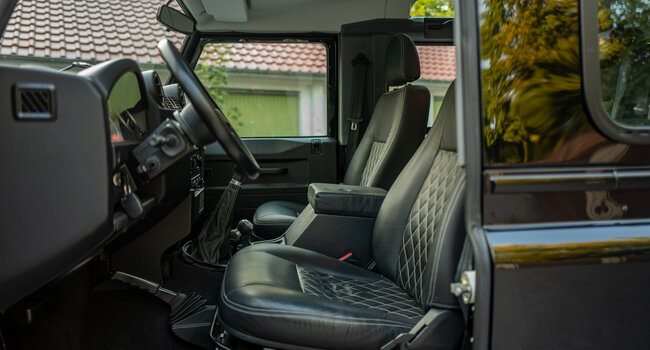 Range Rover Defender 90