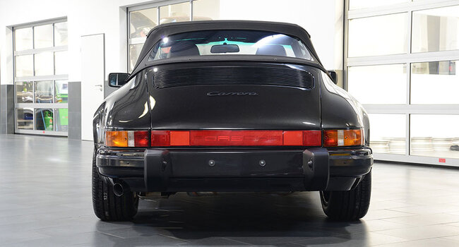 Porsche 911 Carrera Cabriolet 25th Anniversary Special Edition