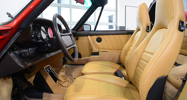 Porsche 911 3.2 Carrera Targa