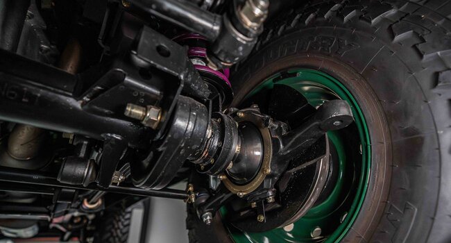 Land Rover Defender D90 TD5