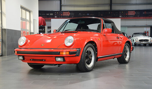 Porsche 911 Carrera Cabriolet