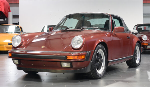 Porsche 911 Carrera Targa