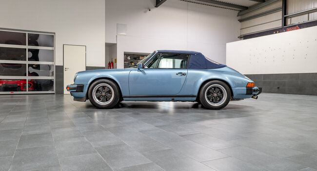 Porsche 911 3.2 Carrera Cabriolet