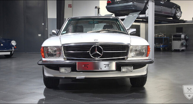 Mercedes-Benz 560 SL Roadster
