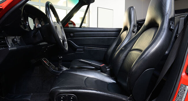 Porsche 993 Carrera Cabriolet