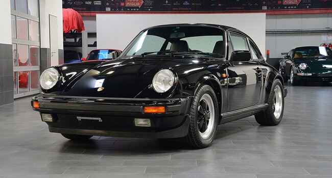 Porsche 911 Carrera Coupe G50