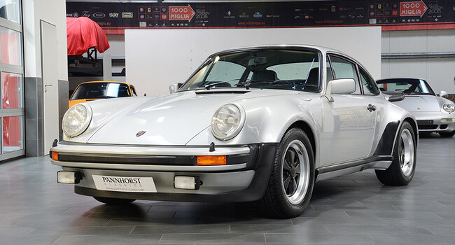 Porsche 911 930  3.0L Turbo Carrera