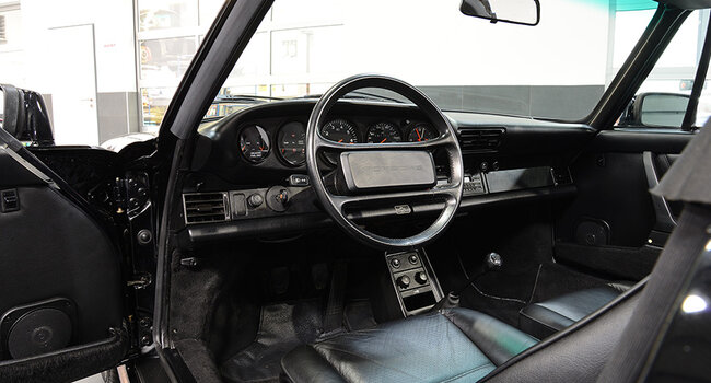 PORSCHE 911 3.2 CARRERA TARGA