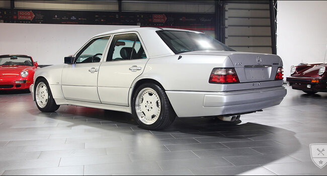 Mercedes-Benz E 60 AMG