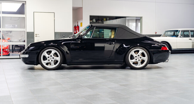 Porsche 993 Carrera Cabriolet