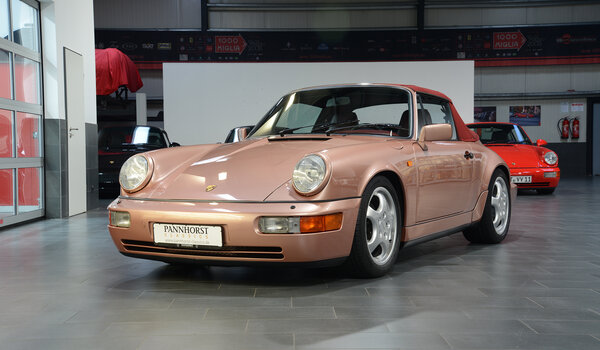 Porsche 964 Carrera 4 Cabriolet