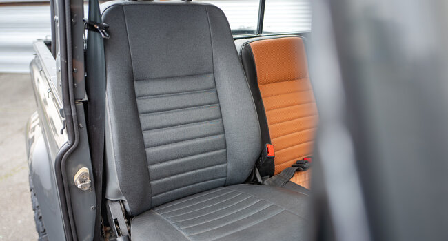 Land Rover Defender 90 Pick-Up Original V8