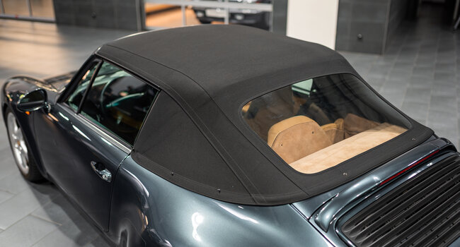 Porsche 911 Carrera 2 (993) Cabriolet