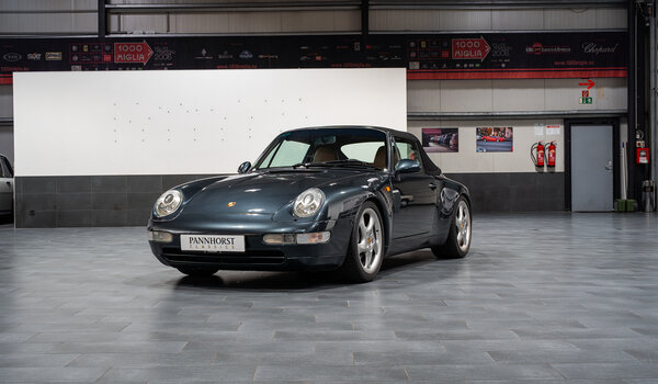 Porsche 911 Carrera 2 (993) Cabriolet