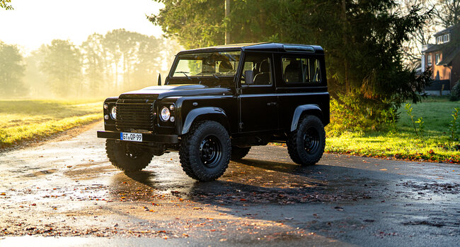 Range Rover Defender 90