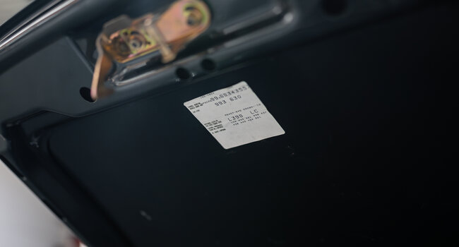 Porsche 911 Carrera 2 (993) Cabriolet