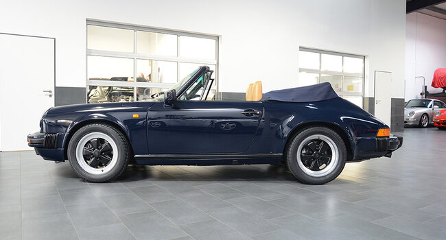 Porsche 911 Carrera Cabriolet 3.2